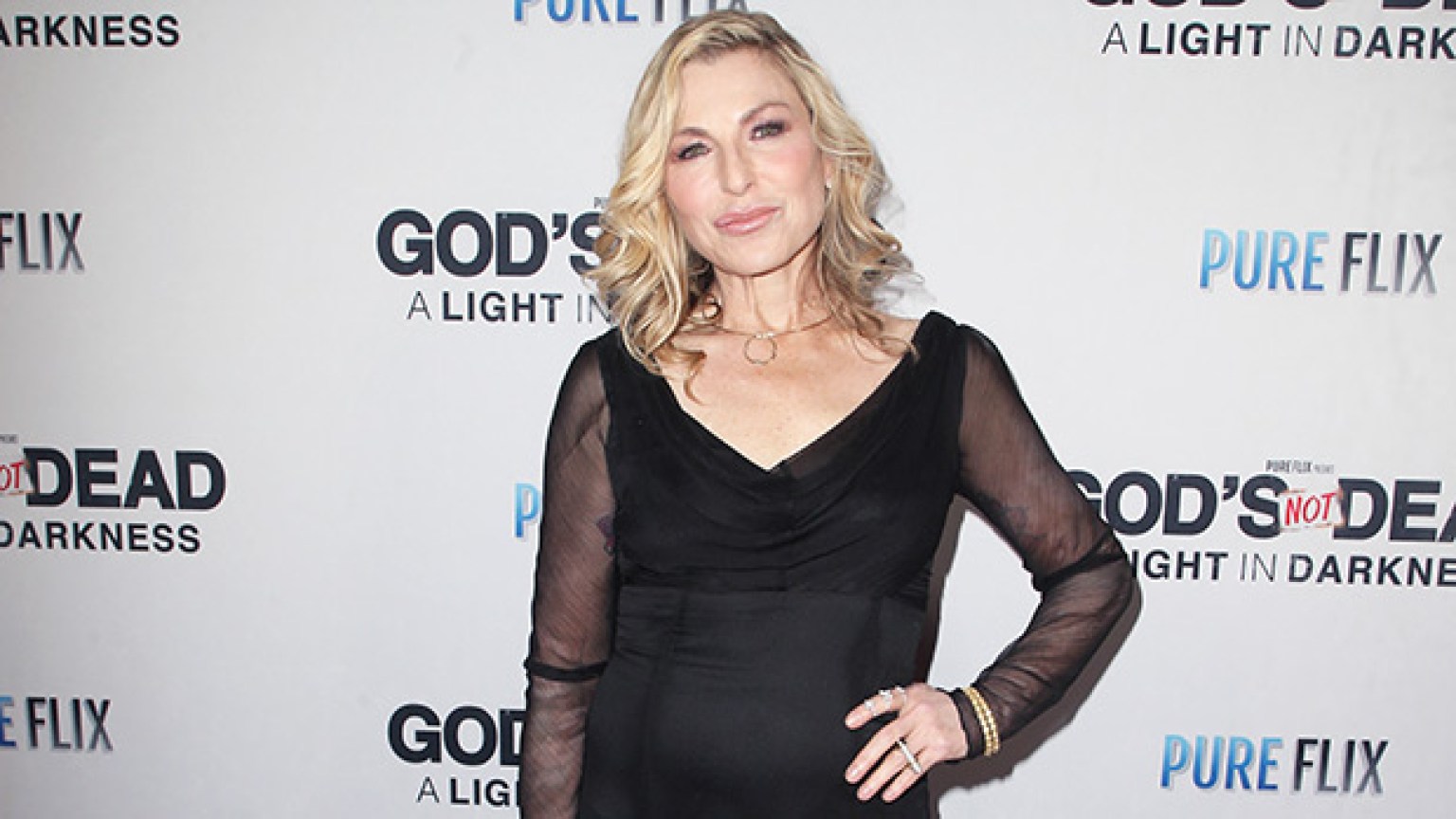 Tatum Oneal Reveals She Overdosed And Had A Near Fatal Stroke Hollywood Life