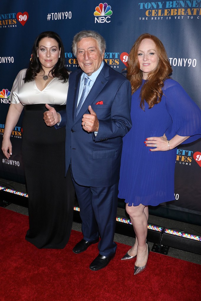 Tony Bennett with his daughters