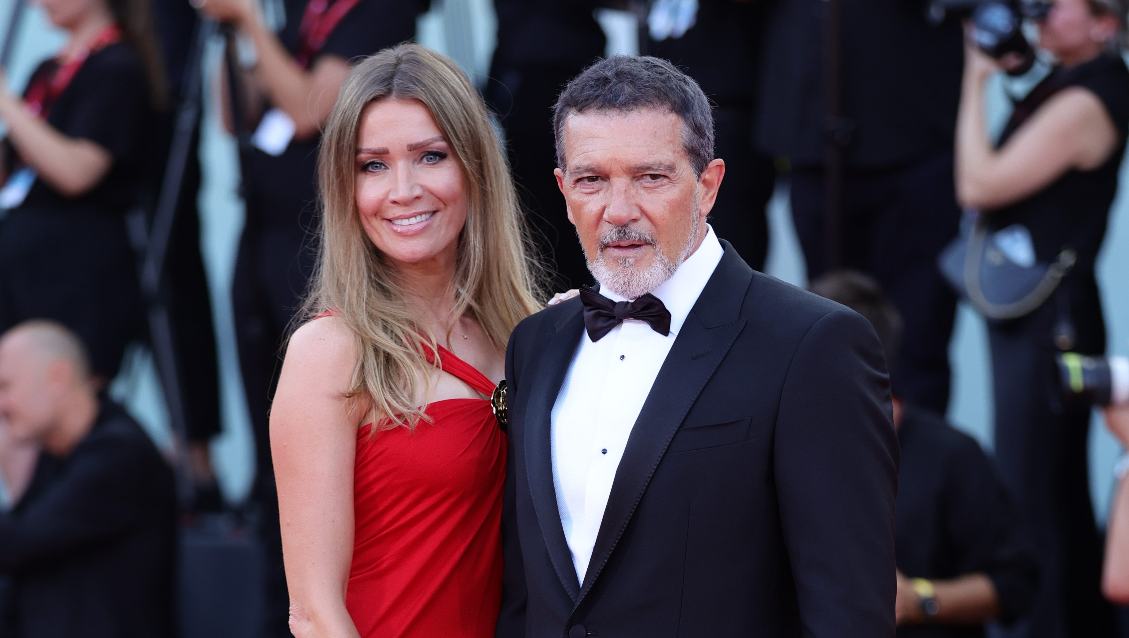 Antonio Banderas & Family: Photos of the ‘Zorro’ Star & Kids Over the Years Antonio Banderas & Family: Photos of the ‘Zorro’ Star & Kids Over the Years