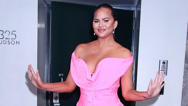 Chrissy Teigen has one breast larger than the other, Celebrities
