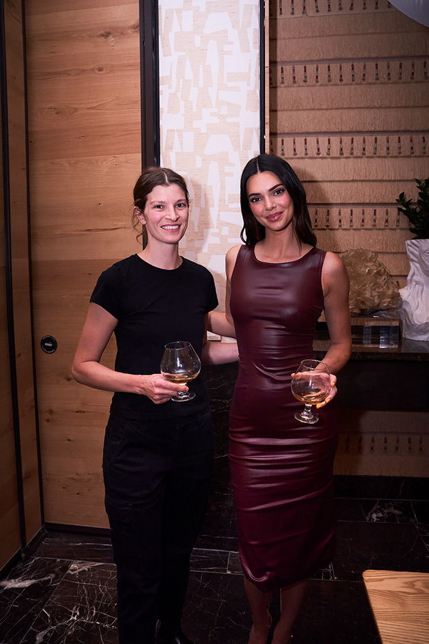 Kendall Jenner dines at the Wynn Las Vegas