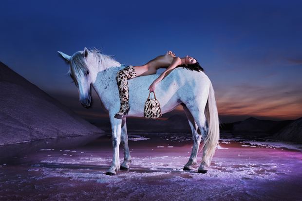 Beryl TV kendall-jenner-stella-mccartney-embed1 Kendall Jenner Naked On A Horse For Stella McCartney Campaign: Photos – Hollywood Life Entertainment 