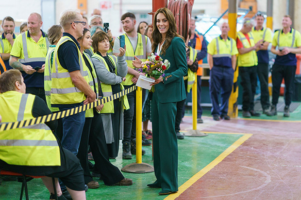 Kate Middleton green suit