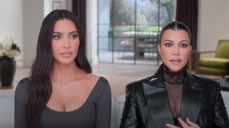 Kourtney Kardashian Says She Hates Kim ‘kardashians Season 4 Trailer Hollywood Life 5903