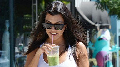 Kourtney Kardashian and Miranda Kerr Twin With Baby Bumps in New Photo