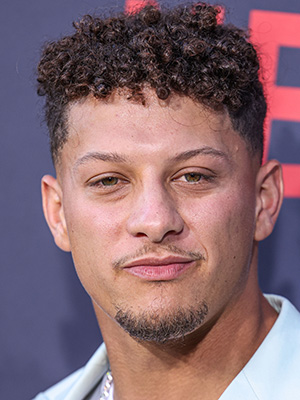 Patrick Mahomes Says He Met Taylor Swift After Game With Travis Kelce –  Hollywood Life