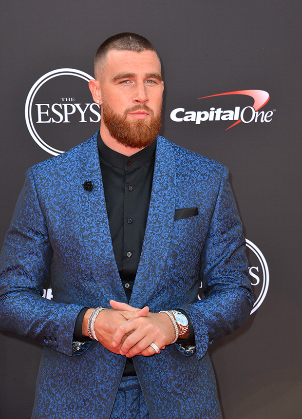 Travis Kelce Laughs Off NFL Commentator's Taylor Swift Puns