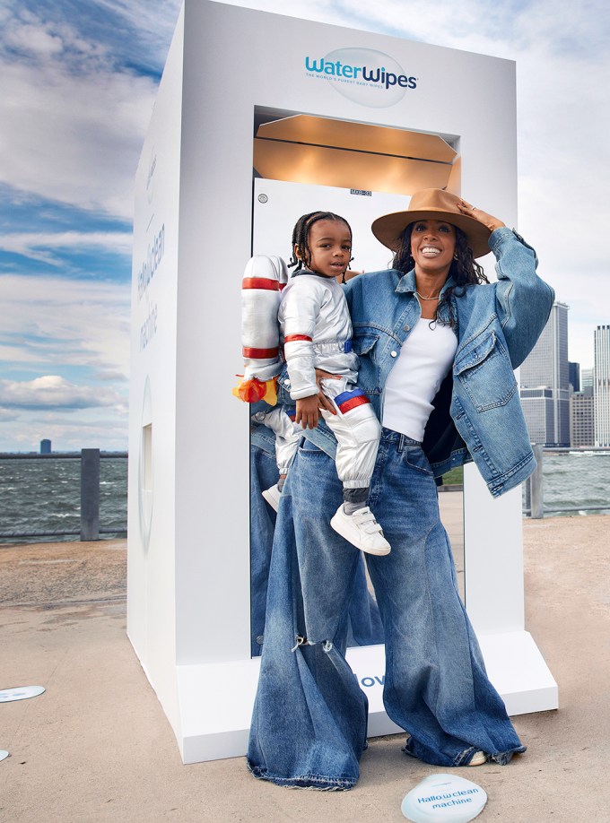 Kelly Rowland and her son Noah get Hallowclean with the WaterWipes Hallowclean Machine