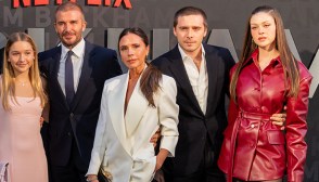 Harper Beckham Nicola Peltz