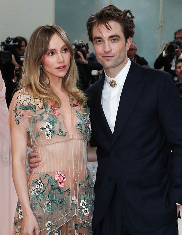 Suki Waterhouse Rob Pattinson