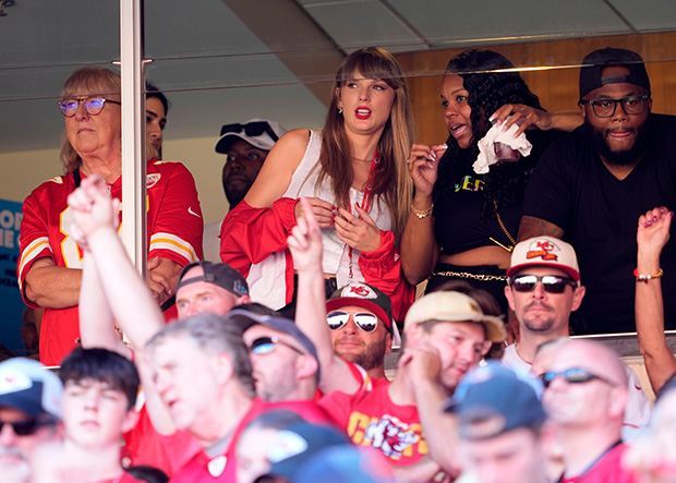 Taylor Swift Coverage During Chiefs-Jets Game Boosts Female Viewership –  Billboard