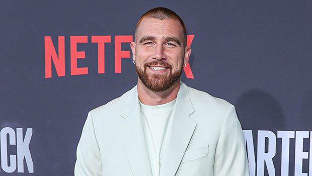 Travis Kelce Celebrates Birthday With out Taylor Swift & Takes Fan Pics – League1News