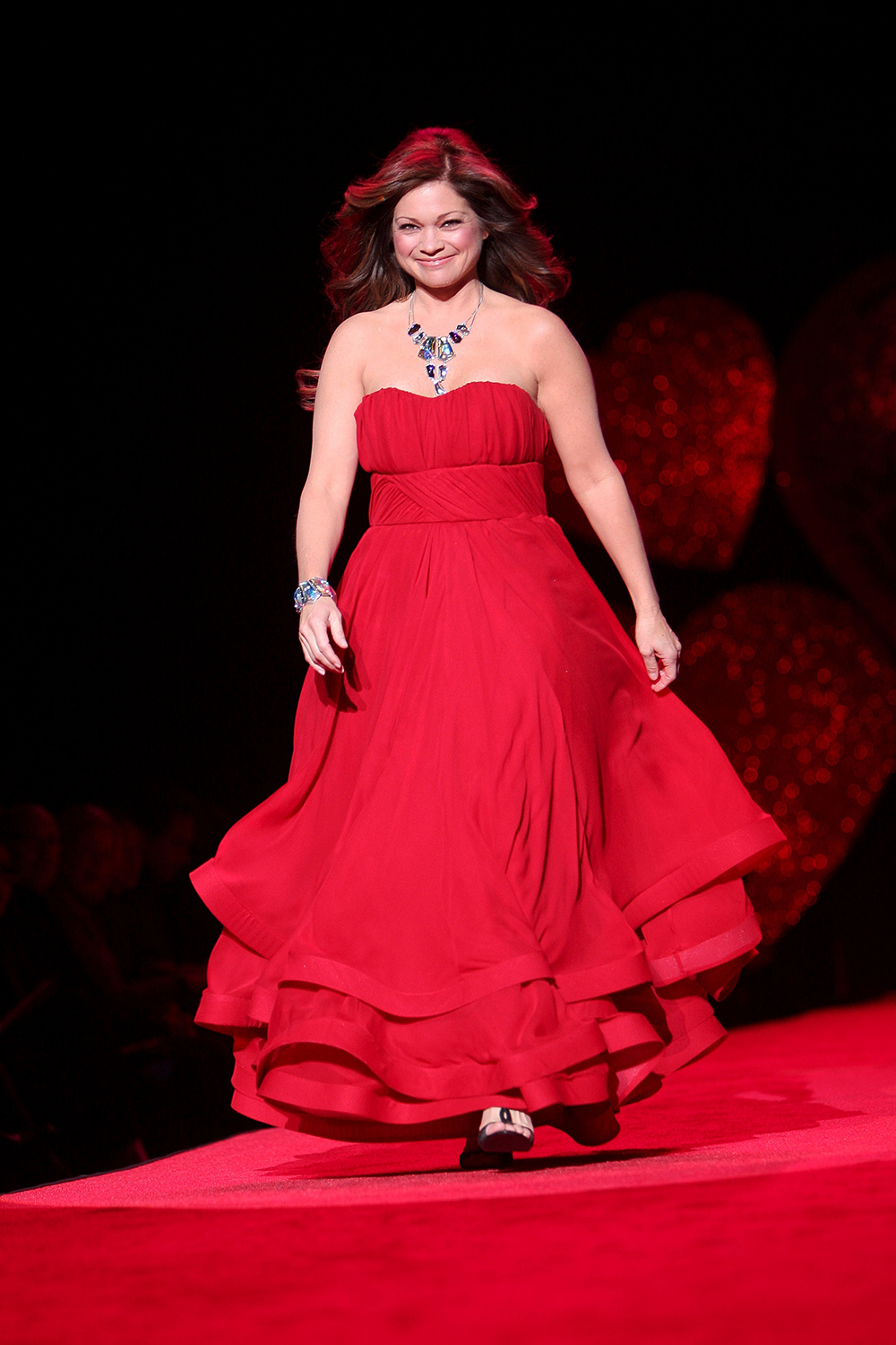 Valerie BertinelliThe Heart Truth's Red Dress Collection at the Autumn / Winter 2009 Mercedes-Benz Fashion Week, New York, America - 13 Feb 2009February 13, 2009 - New York City.Valerie Bertinelli, wearing Christian Siriano, at the Heart Truth's Red Dress Collection 2009 Fashion Show in New York City.Photo ® Henry Lamb/Photowire/BEImages