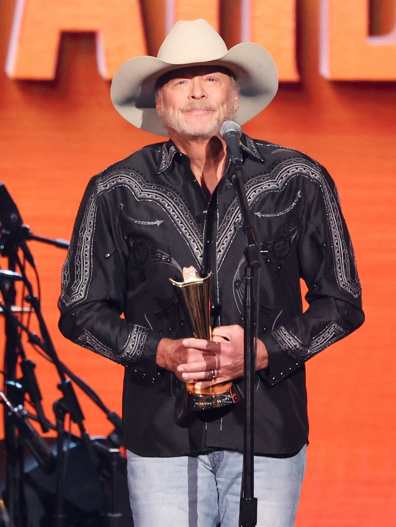 Alan Jackson’s Health: His Battle With Charcot-Marie-Tooth & How He’s Feeling Now