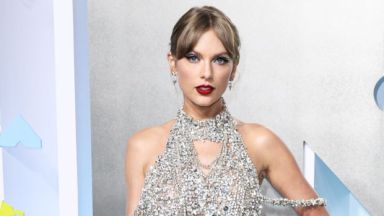 Taylor Swift Steps Out With Selena, Gigi, Sophie, Brittany and More in NYC