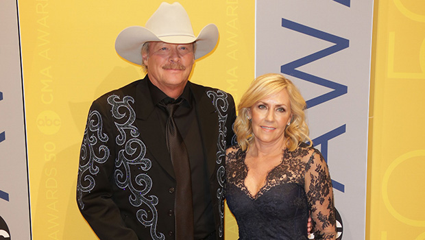 Country Music Memories: Alan Jackson Marries Denise Jackson