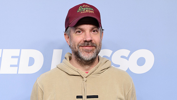 Jason Sudeikis and Lake Bell Attend Weapons N’ Roses Live performance: Picture – League1News