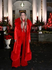 CHRISTMAS AT GRACELAND -- Pictured: Lainey Wilson -- (Photo by: Katherine Bomboy/NBC)