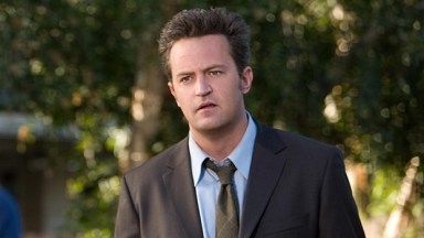 Matthew Perry in a scene from '17 Again'