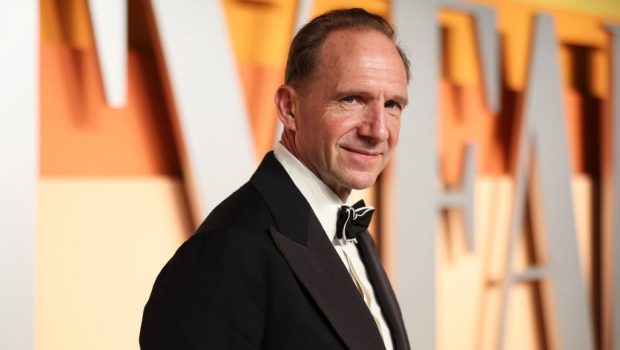BEVERLY HILLS, CALIFORNIA - MARCH 02: Ralph Fiennes attends the 2025 Vanity Fair Oscar Party Hosted By Radhika Jones at Wallis Annenberg Center for the Performing Arts on March 02, 2025 in Beverly Hills, California.  (Photo by Phillip Faraone/VF25/Getty Images for Vanity Fair)