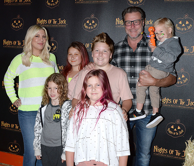 Dean McDermott, Tori Spelling, Kids