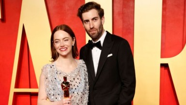 Emma Stone and Dave McCary at the 2024 Vanity Fair Oscar Party