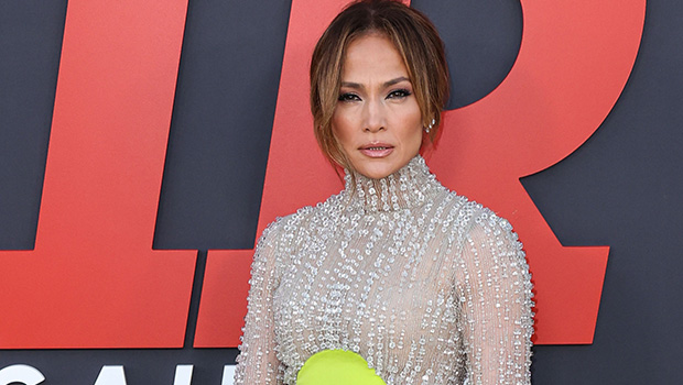 Jennifer Lopez Stuns in Green Sequin Gown & Sings Holiday Hits at Her & Ben Affleck’s Christmas Party