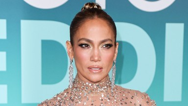 Jennifer Lopez Recreates Taylor Swift’s Iconic Red Lip in New Tutorial