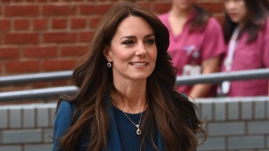 Kate Middleton Rocks Navy Blue Pantsuit During Hospital Visit: Photos