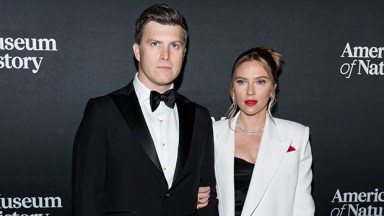 Scarlett Johansson Just Wore a Micro-Minidress with a '50s Bob For a Rare  Outing With Colin Jost