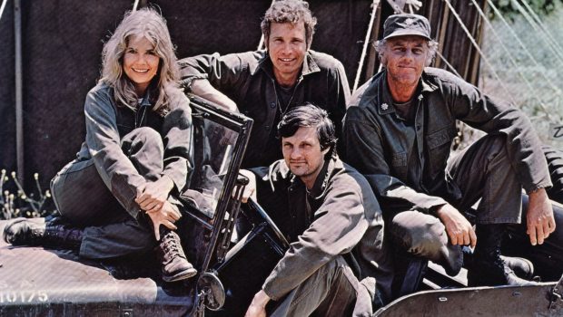 'M*A*S*H' Cast Then & Now: Photos of Alan Alda, Loretta Swit & More