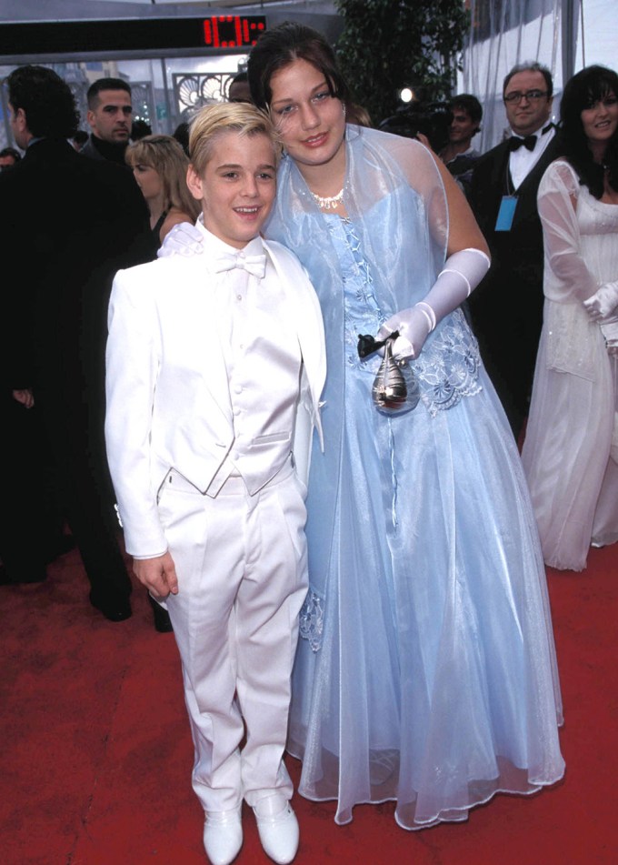 Aaron & Leslie at the 1999 Grammy Awards