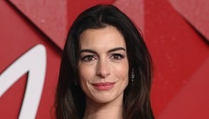 anne hathaway