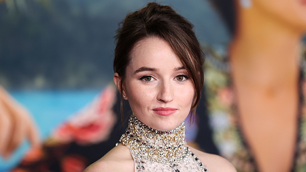 Kaitlyn Dever: 5 Things to Know About the ‘Apple Cider Vinegar’ Actress Kaitlyn Dever: 5 Things to Know About the ‘Apple Cider Vinegar’ Actress