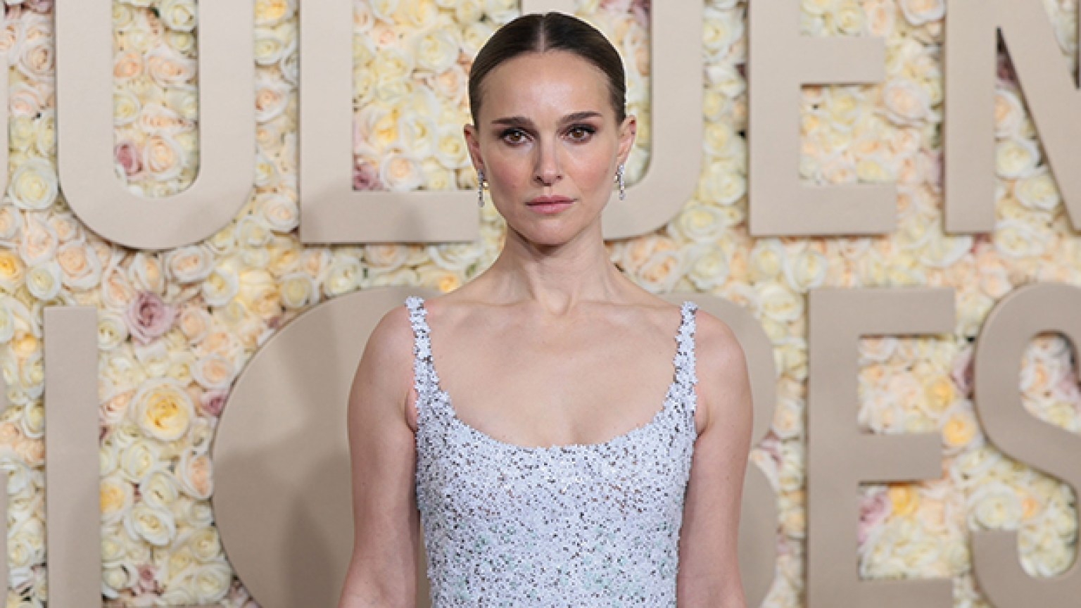 Natalie Portman’s Face Oil: Glowing Skin on the Red Carpet – Hollywood Life