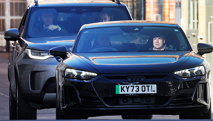 Prince William driving out of the London clinic 