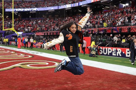 LAS VEGAS, NEVADA - FEBRUARY 11: American rapper Jay-Z's daughter Blue Ivey Carter reacts before Super Bowl LVIII between the San Francisco 49ers and the Chiefs of Kansas City at Allegiant Stadium on February 11, 2024 in Las Vegas, Nevada. (Photo by Ezra Shaw/Getty Images)