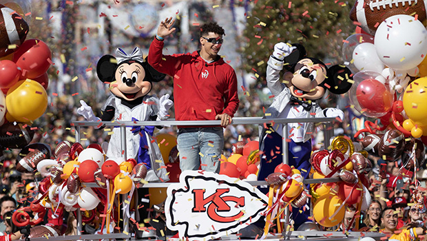 Patrick Mahomes Celebrates 2024 Tremendous Bowl Win at Disneyland: Video – League1News