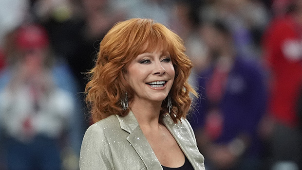 Reba McEntire Performs The National Anthem At Super Bowl LVIII: Watch ...