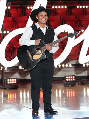 triston-harper-idol-vertical.jpg