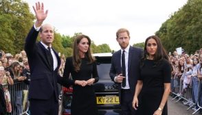 Catherine, Princess of Wales, Prince William, Prince of Wales, Prince Harry, Duke of Sussex, and Meghan, Duchess of Sussex meet members of the public