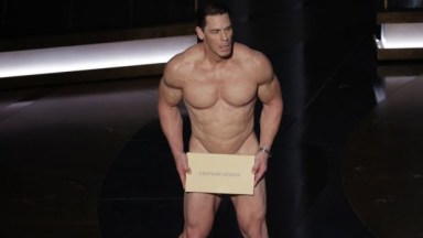 ဟော်လီဝုဒ်မှ နောက်ဆုံးရသတင်း။ John Cena ၏ Iconic Nude 2024 Oscars Moment- နောက်ကွယ်မှလျှို့ဝှက်ချက်များ ထုတ်ဖော်