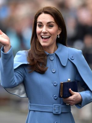 Kate Middleton waving to a crowd