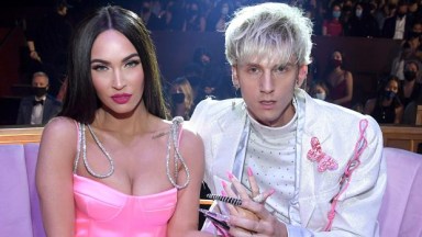  (EDITORIAL USE ONLY) (L-R) Megan Fox and Machine Gun Kelly attend the 2021 iHeartRadio Music Awards at The Dolby Theatre in Los Angeles, California, which was broadcast live on FOX on May 27, 2021. (Photo by Kevin Mazur/Getty Images for iHeartMedia)
