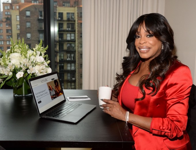 Niecy Nash-Betts teams up with Versalie, a new digital destination providing menopause resources