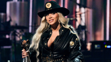 Beyonce accepting the Innovator Award at the 2024 iHeartRadio Awards
