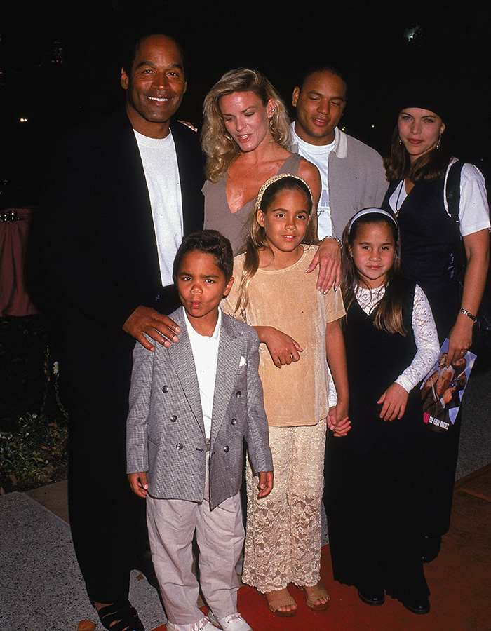 O.J. Simpson with Nicole Brown and their kids