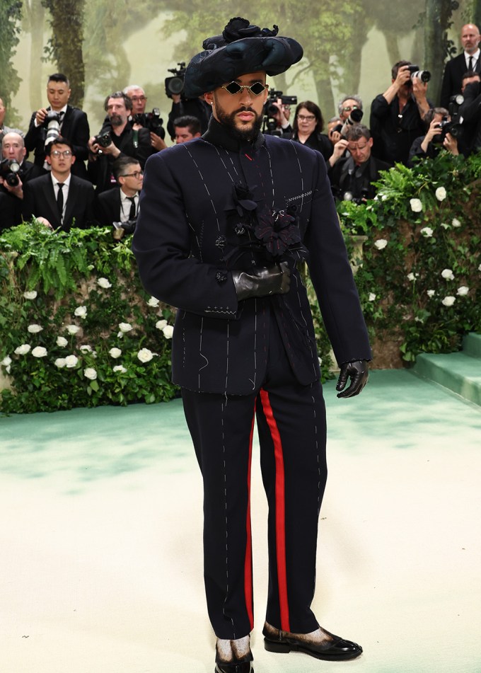 Met Gala Red Carpet 2024: Photos of Celebrity Arrivals45