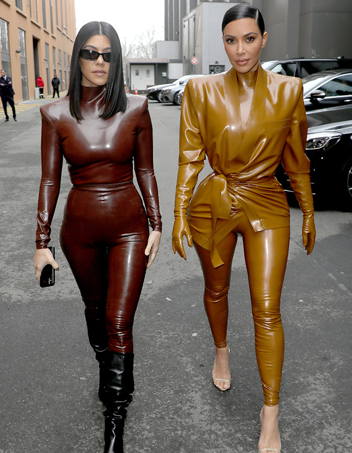 Kourtney Kardashian and Kim Kardashian 