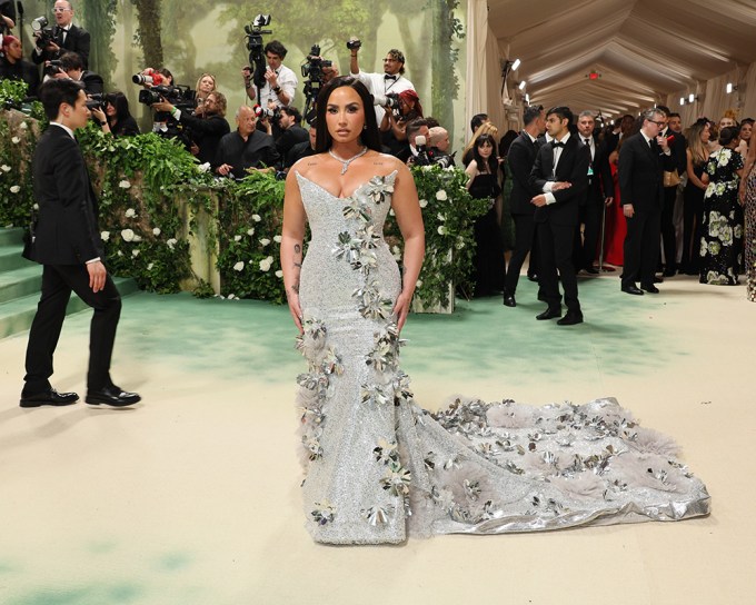 Met Gala 2024 Best Dressed: Photos of Celebrity Outfits3